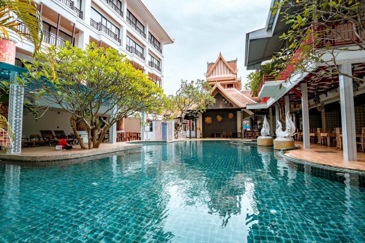 Lanna Hotel By Kasalong Resort And Spa Pattaya Extérieur photo